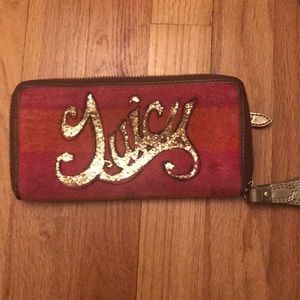 Juicy Couture Zip Wallet